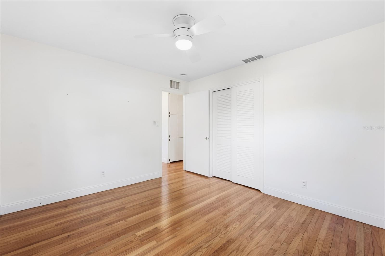 SNELL ISLE BRIGHTBAY - Residential