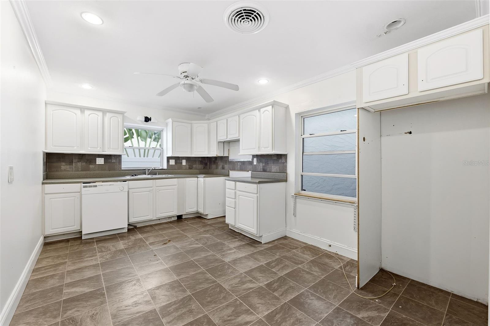 SNELL ISLE BRIGHTBAY - Residential