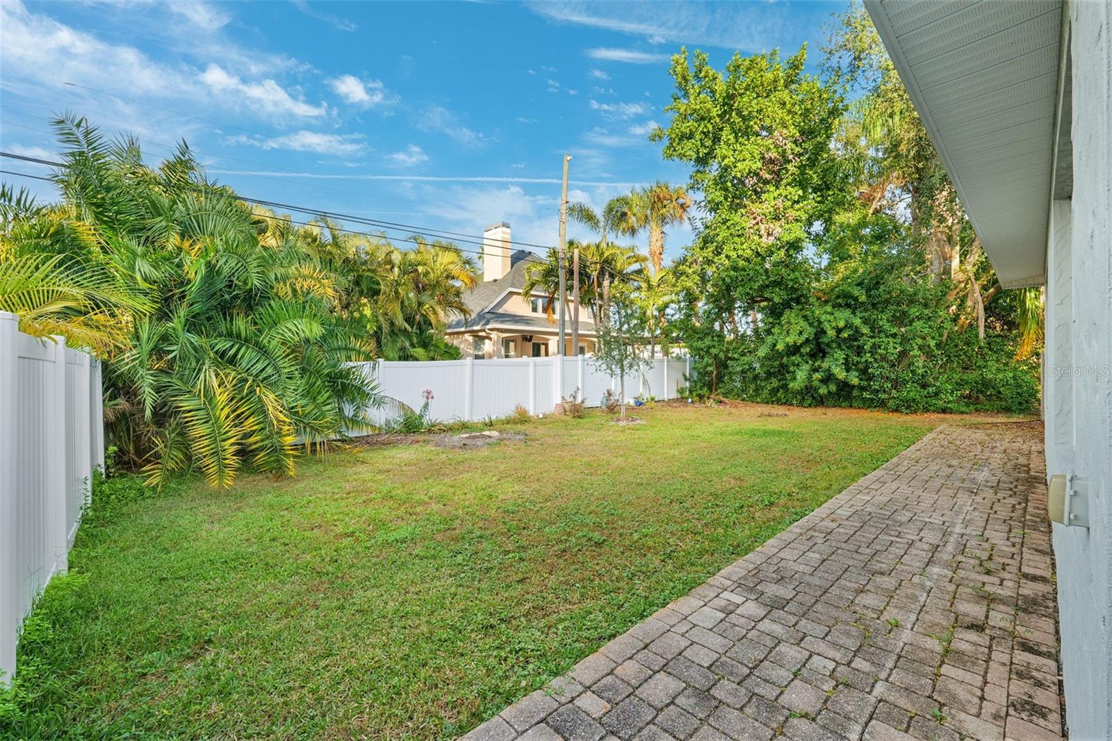 SNELL ISLE BRIGHTBAY - Residential