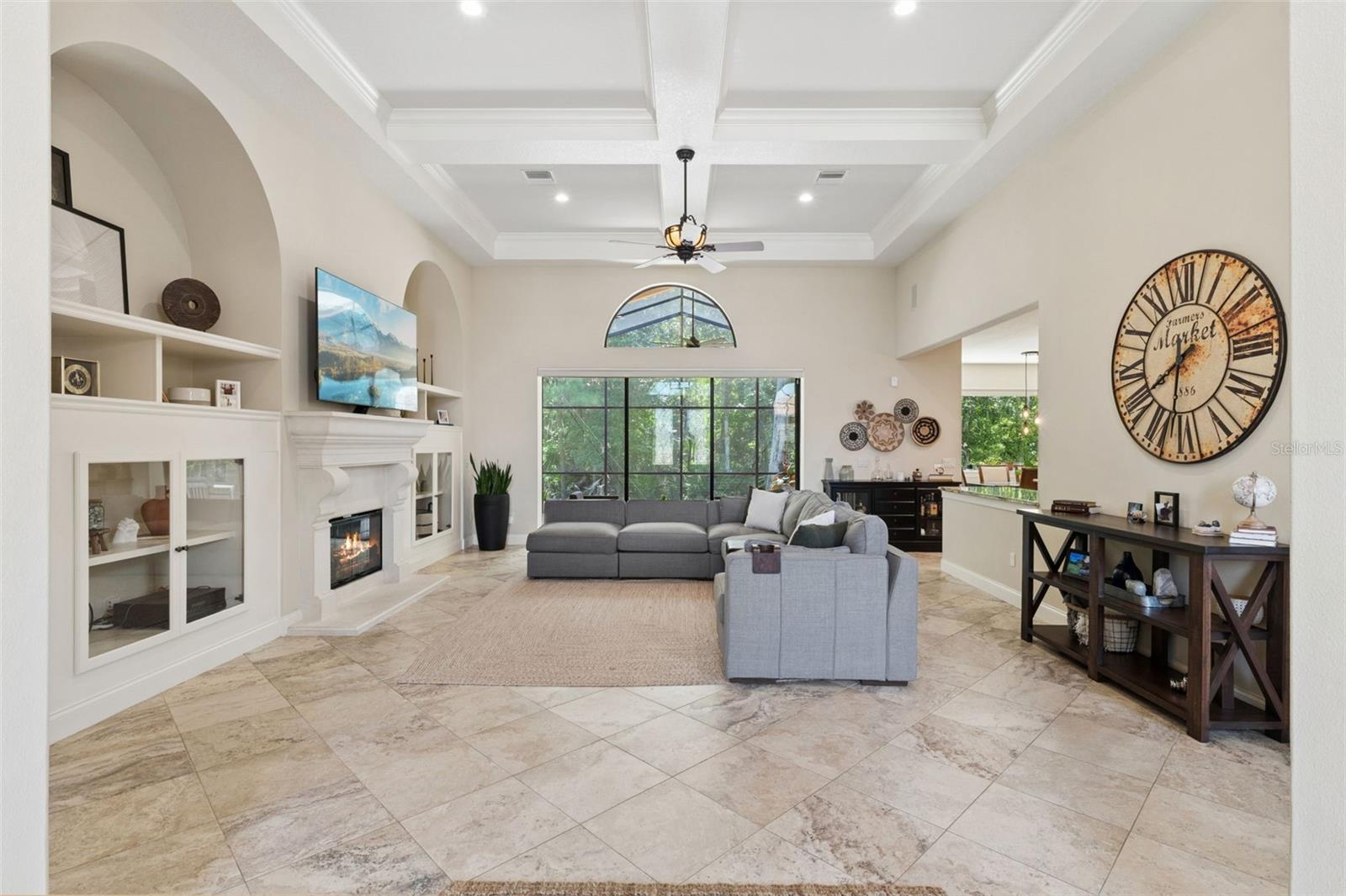 426 TERRAVISTA PL