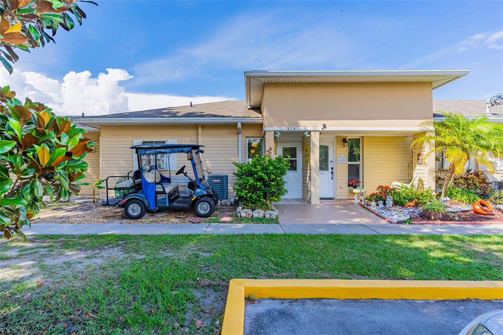 Introducing a Beautiful Cozy Resort-Style Villa!! This Villa features 1 Bedroom, 1 full bathroom with ceramic tiles throughout the home. This community has everything that you need! Bring your boat! This community offers a pool, clubhouse, library, fitness center, post office, shopping, beauty shop, chapel, laundry facilities, car washing station, tennis courts, basketball court, walking trails, boat slips, dock and weekly BINGO. Schedule your private showing TODAY!!