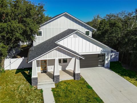 A home in TAMPA