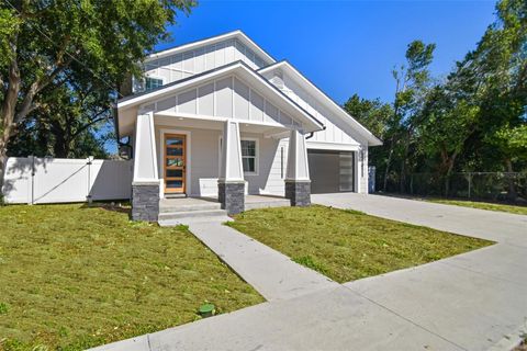 A home in TAMPA