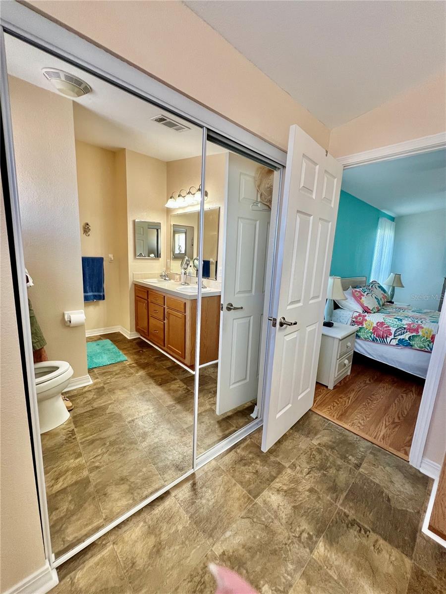 HARBOR LIGHTS MHP CO-OP - Residential