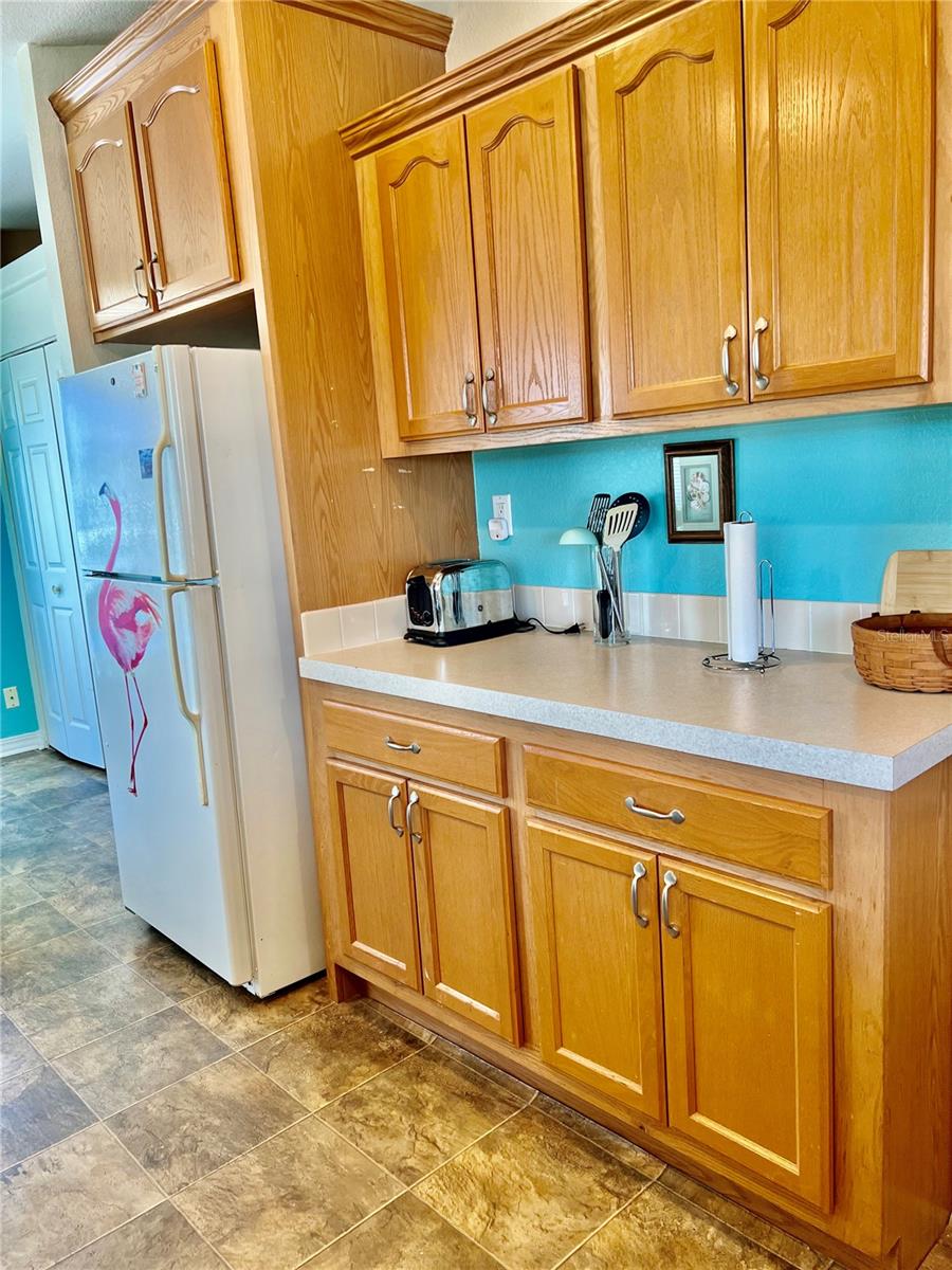 HARBOR LIGHTS MHP CO-OP - Residential