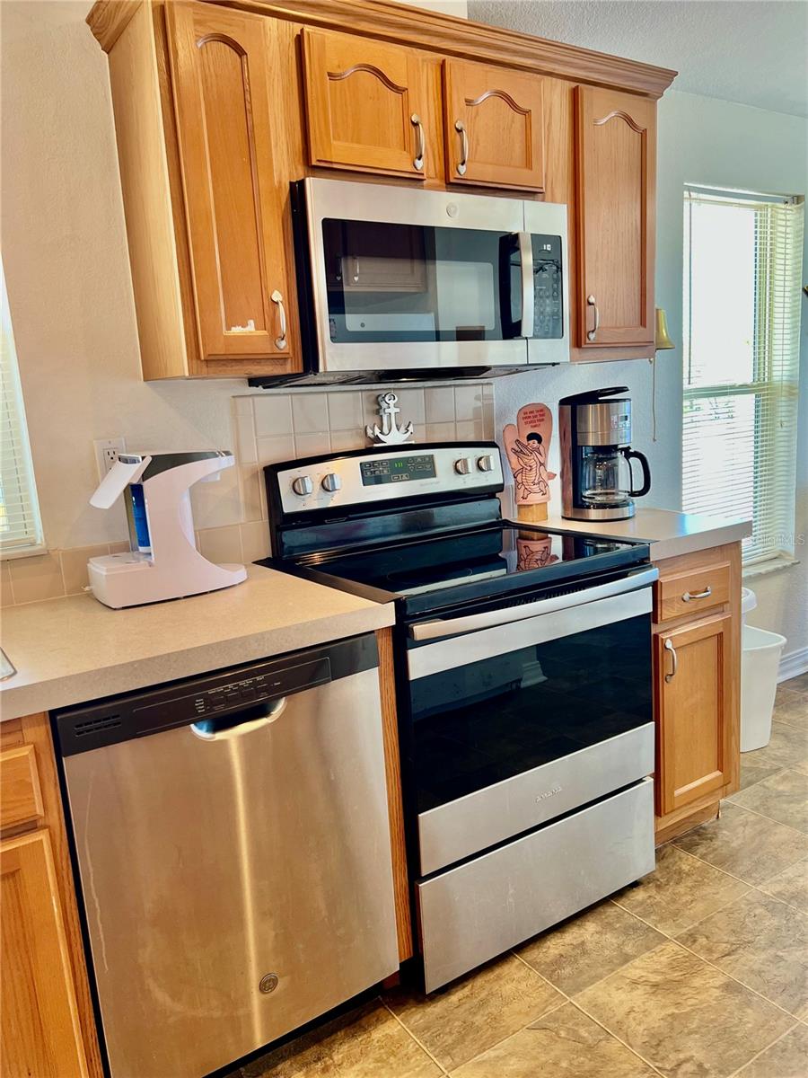 HARBOR LIGHTS MHP CO-OP - Residential