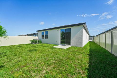 A home in PLANT CITY