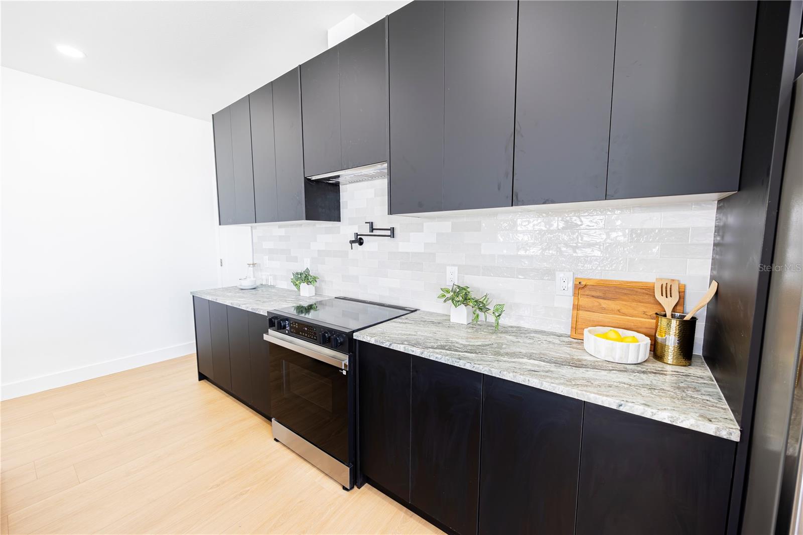 AVALON - Residential