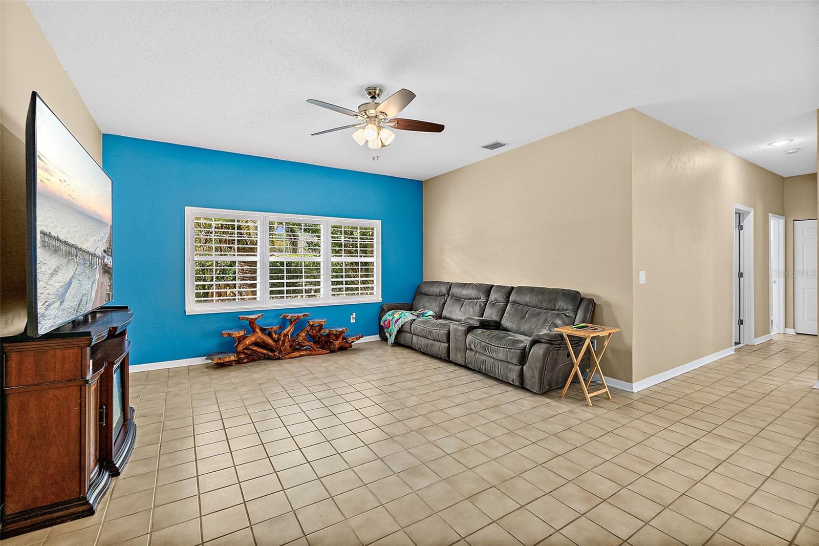 HAMPTONS SUB - Residential