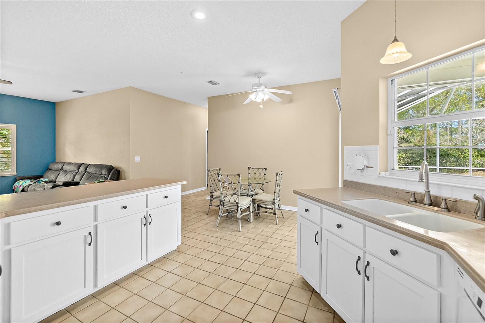 HAMPTONS SUB - Residential