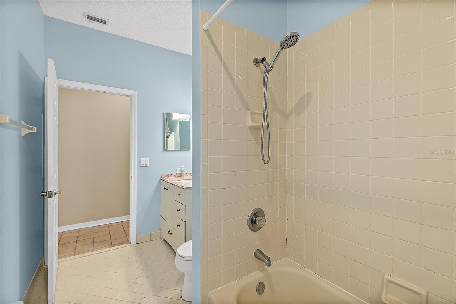 HAMPTONS SUB - Residential