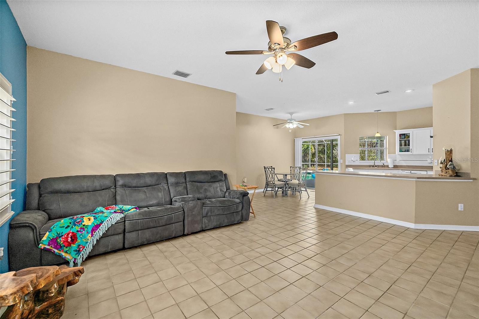 HAMPTONS SUB - Residential