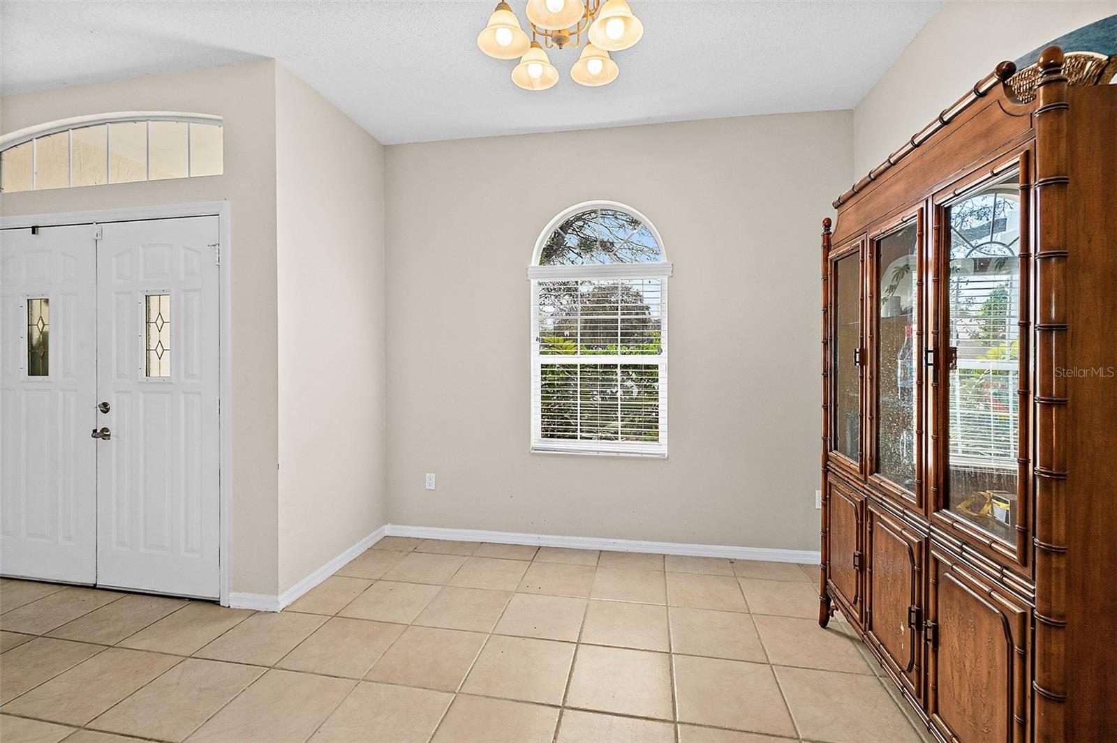 HAMPTONS SUB - Residential