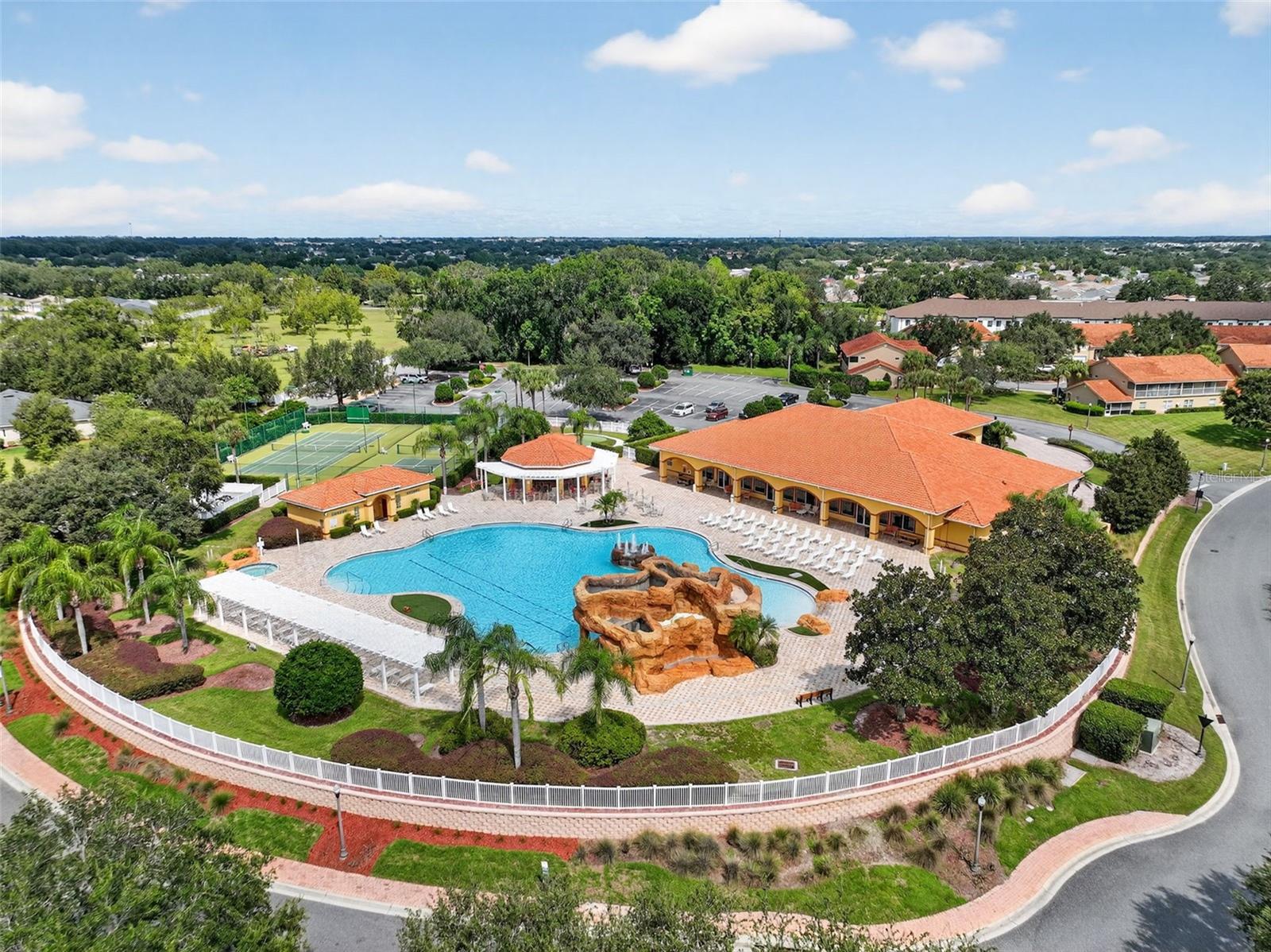 LAKESIDE LNDGS REGATTA PH 2 PC - Residential