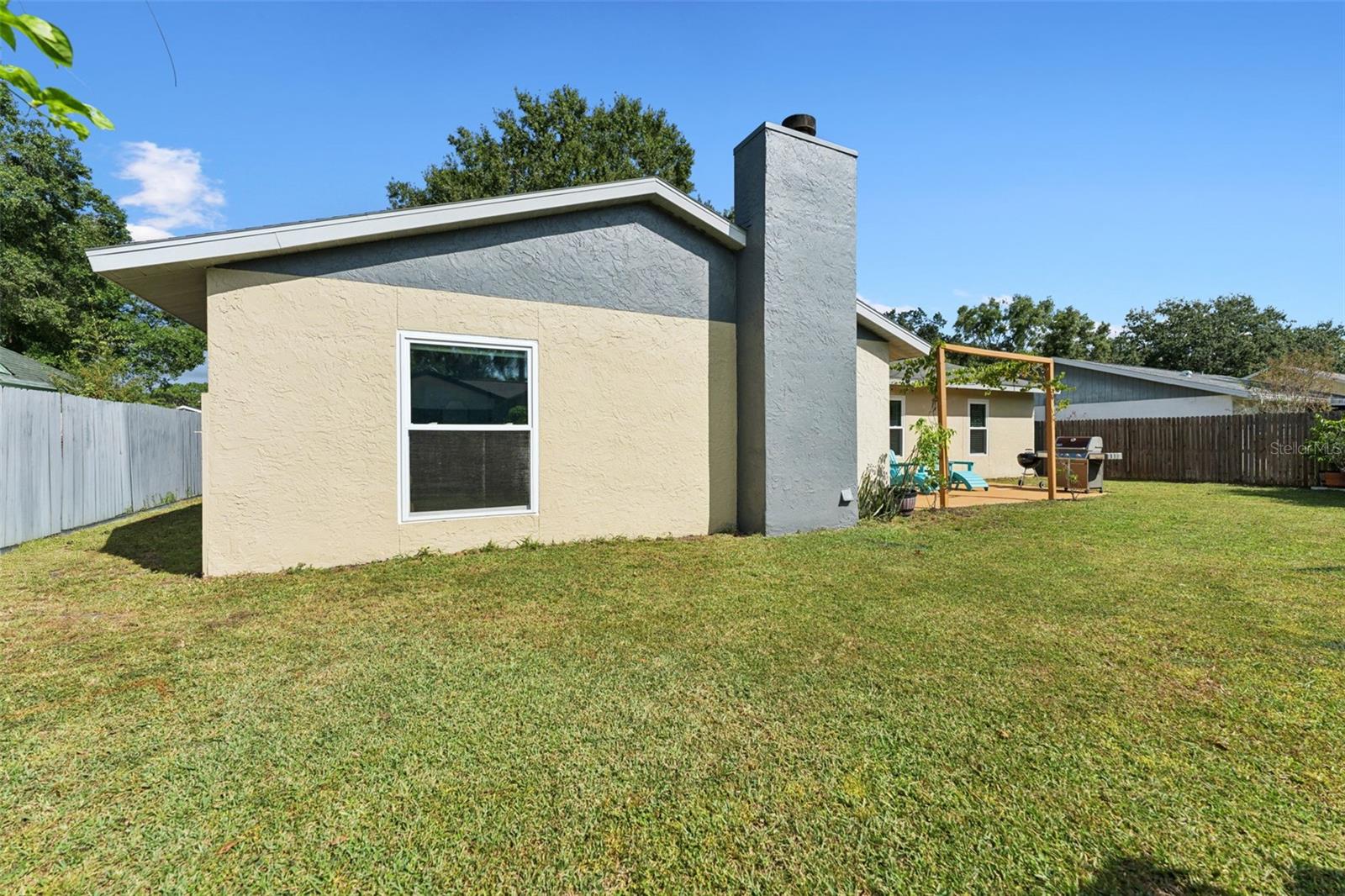 MANDARIN LAKES - Residential