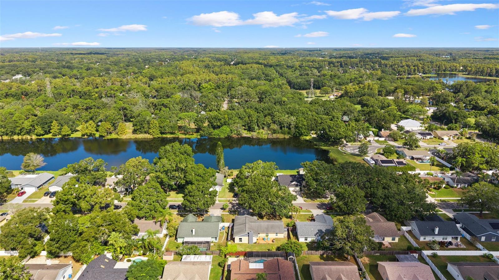 MANDARIN LAKES - Residential