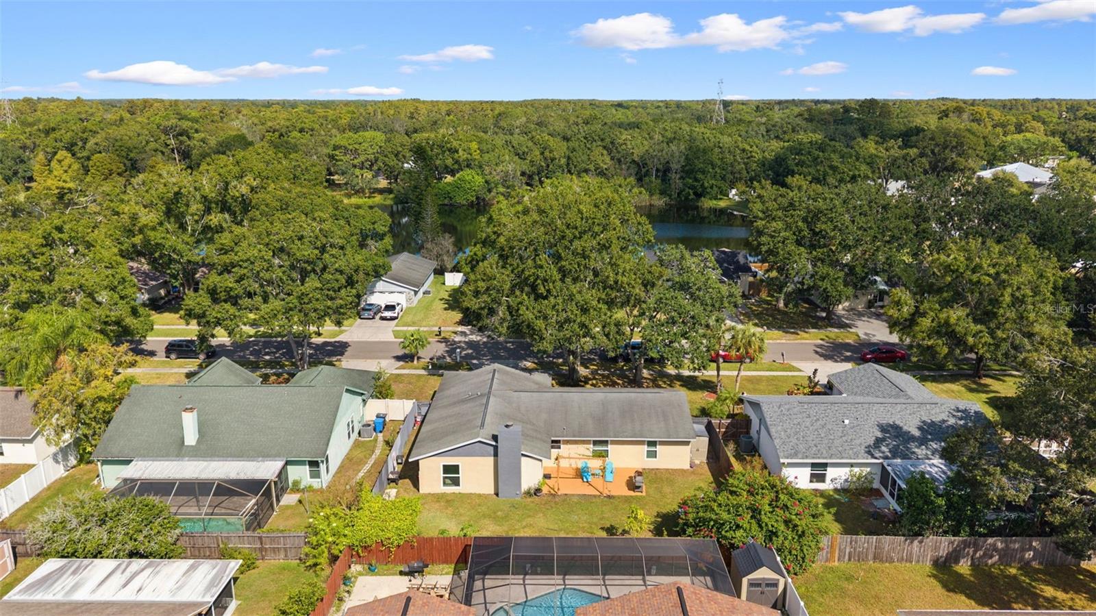 MANDARIN LAKES - Residential