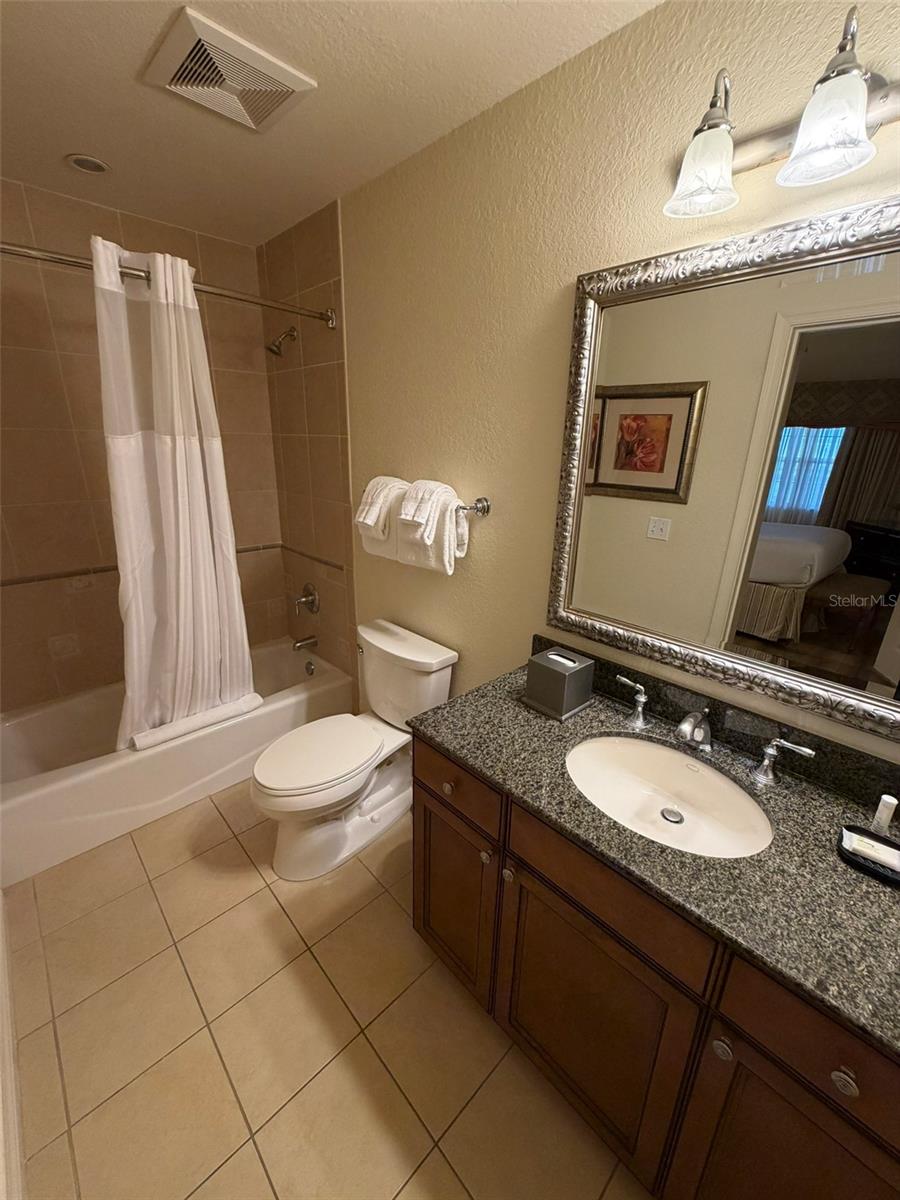 VILLAS AT REUNION SQUARE P3 CONDO - Residential