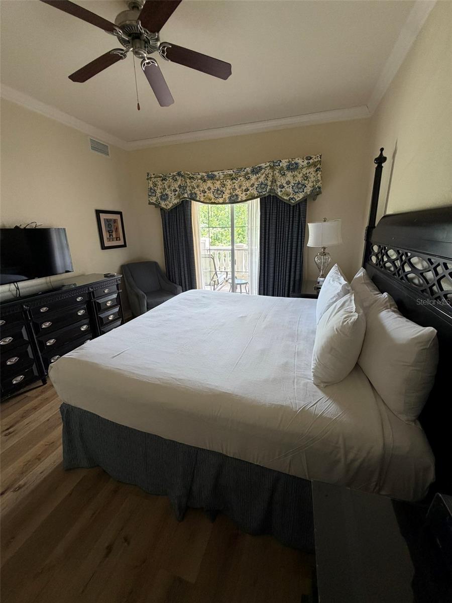 VILLAS AT REUNION SQUARE P3 CONDO - Residential