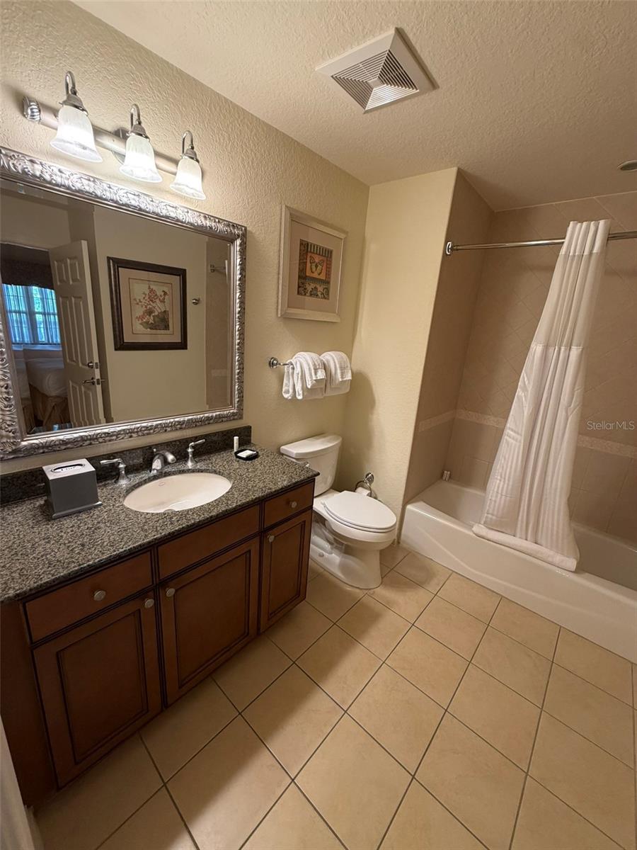 VILLAS AT REUNION SQUARE P3 CONDO - Residential