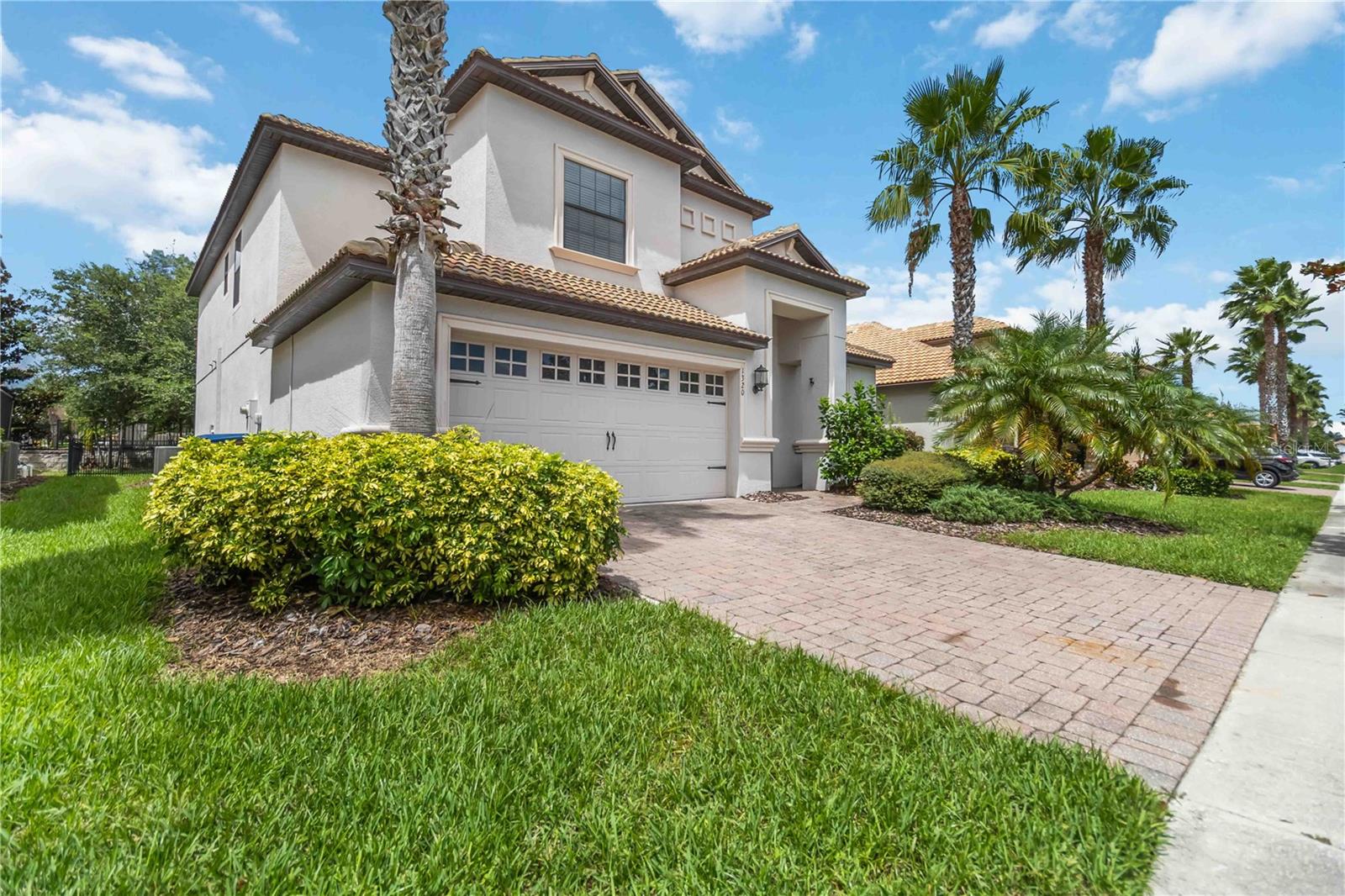 1320 MOSS CREEK LANE