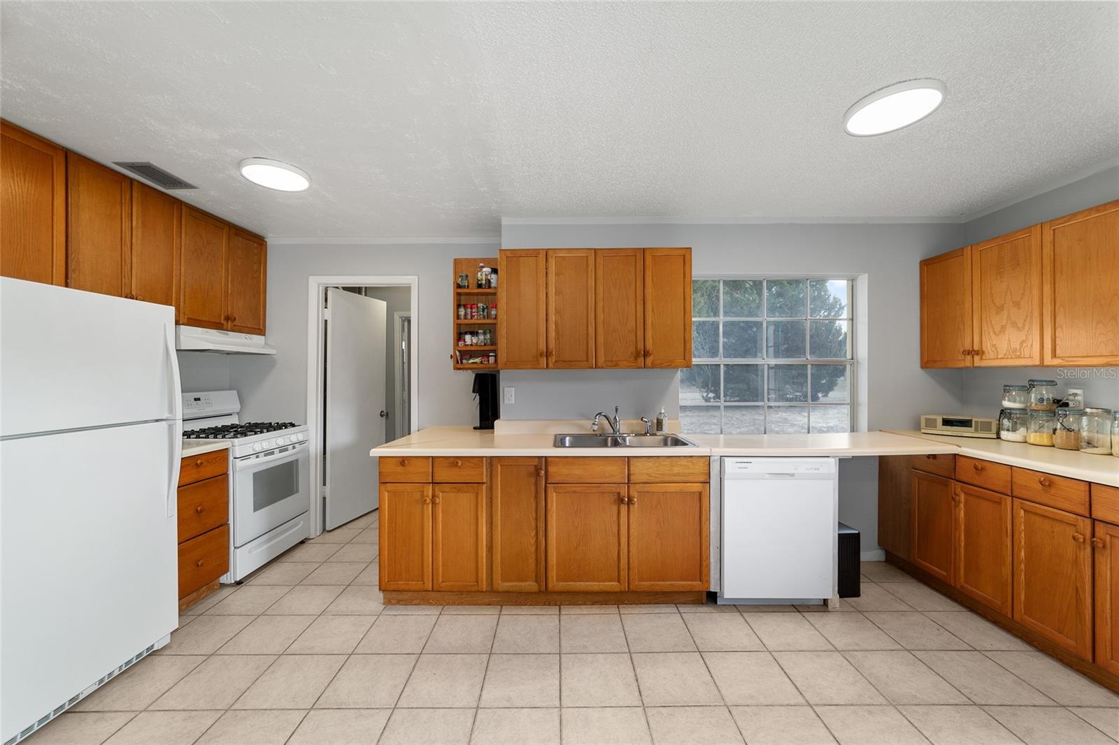 CITRUS SPGS UNIT 01 - Residential