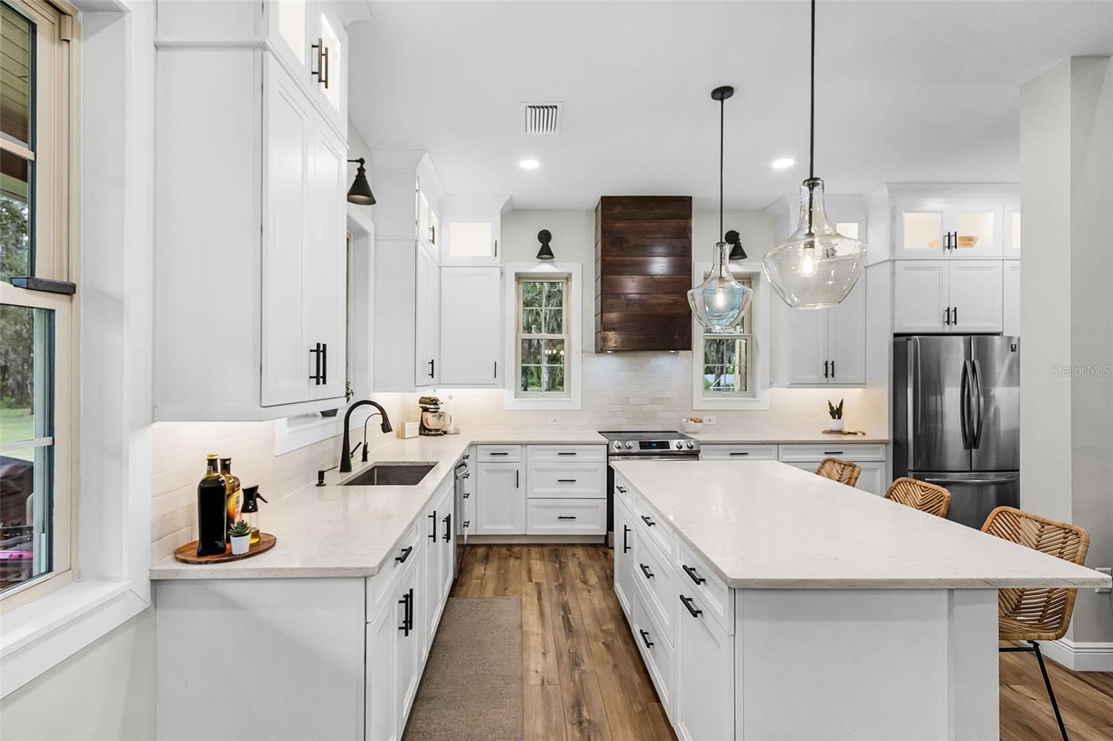 ACREAGE - Residential