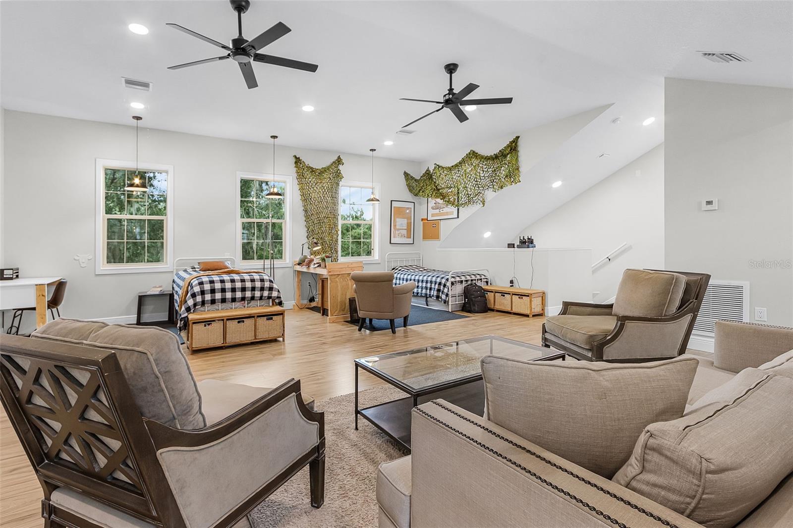 ACREAGE - Residential