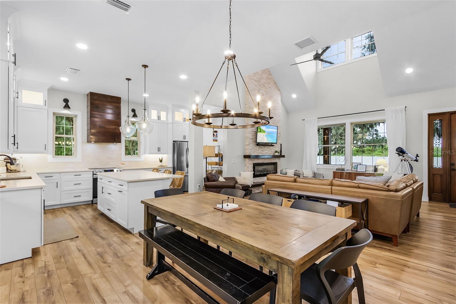 ACREAGE - Residential