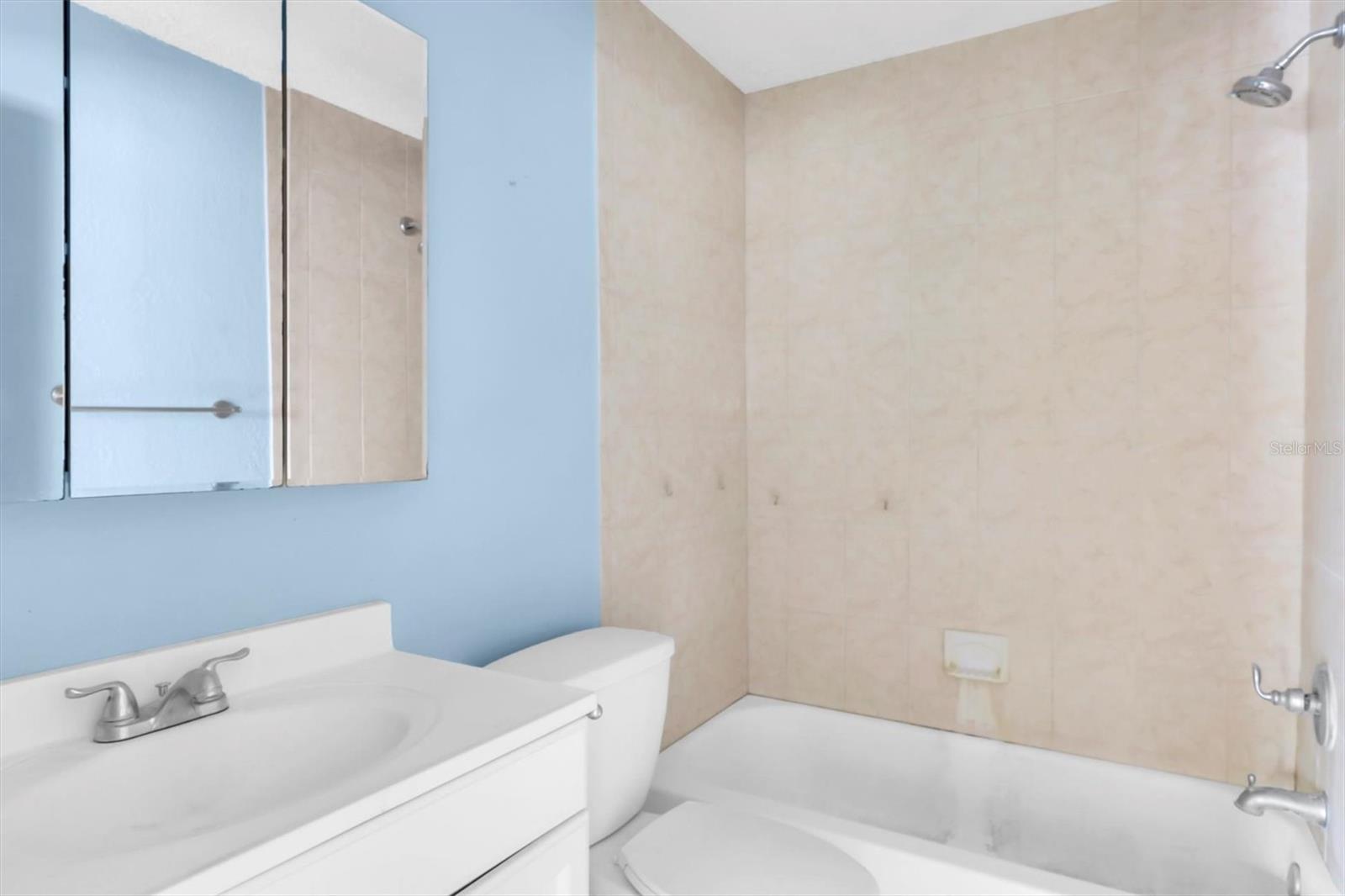 RICHEY LAKES - Residential