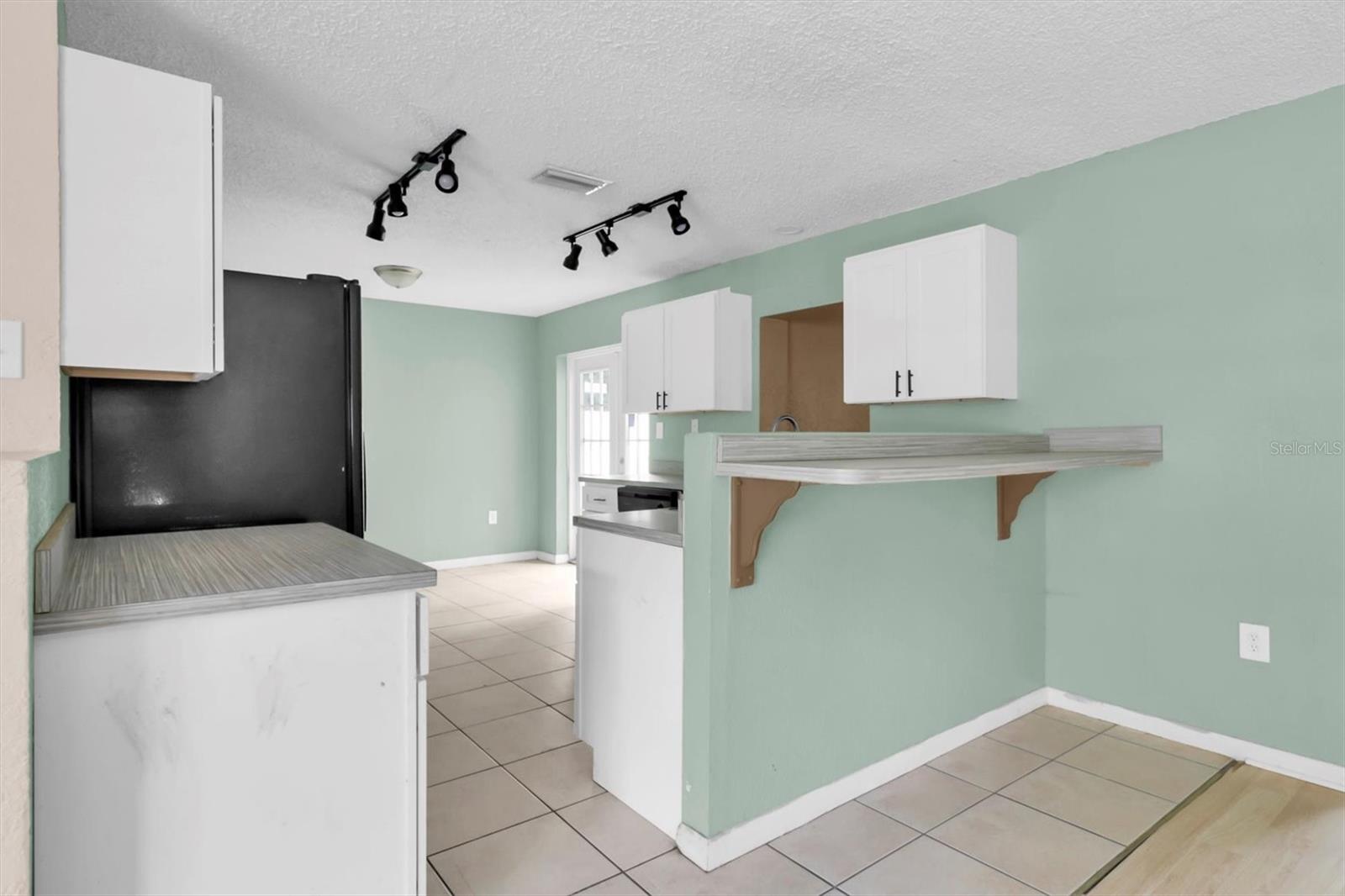 RICHEY LAKES - Residential