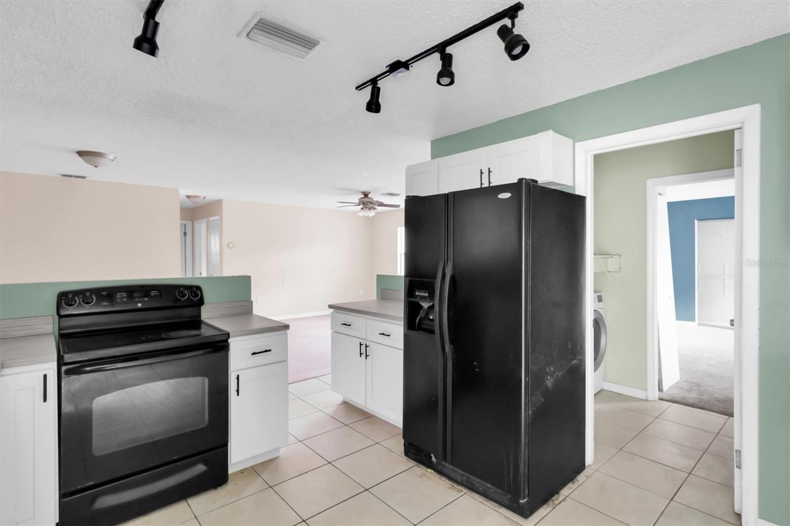 RICHEY LAKES - Residential