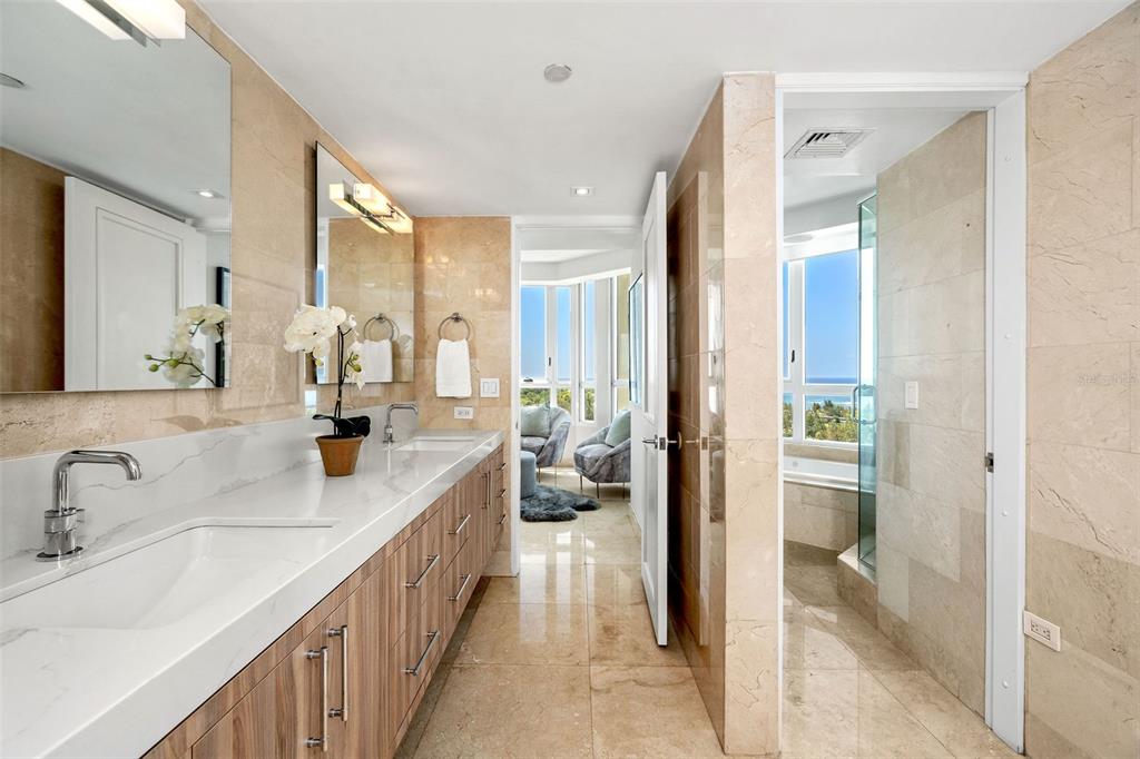 CARIBE PLAZA - Residential