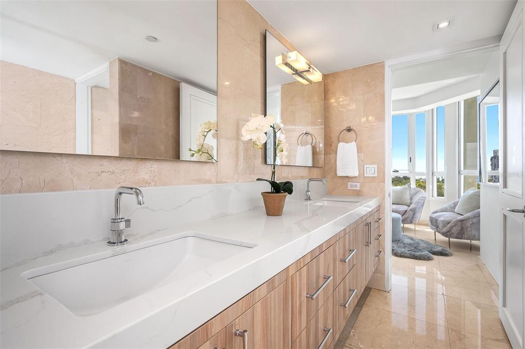 CARIBE PLAZA - Residential