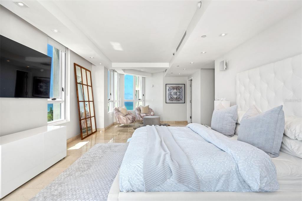 CARIBE PLAZA - Residential