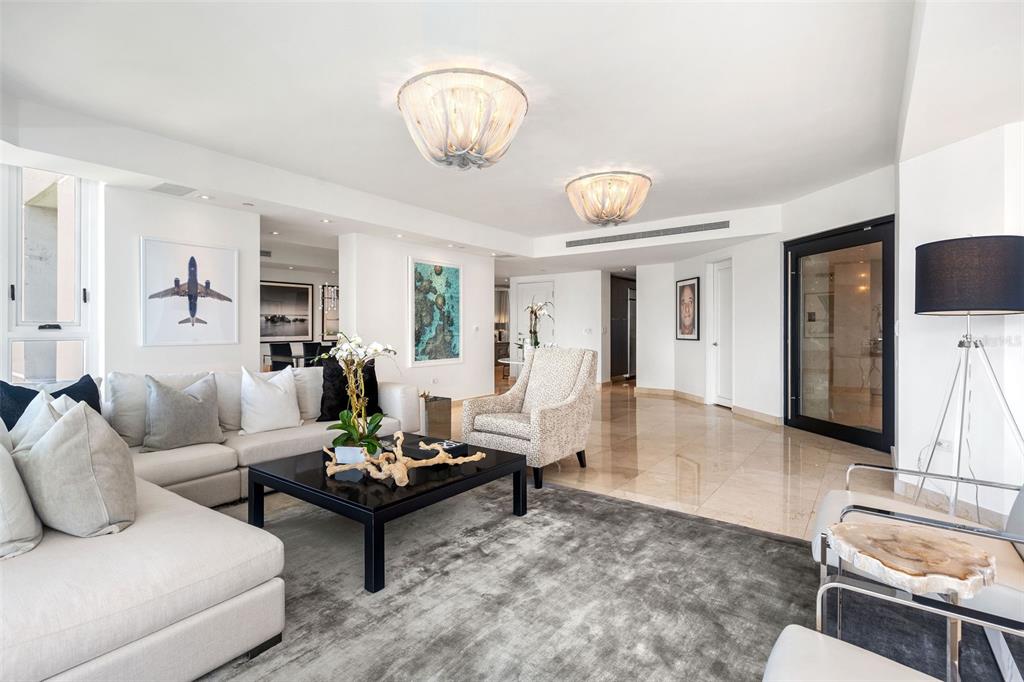 CARIBE PLAZA - Residential