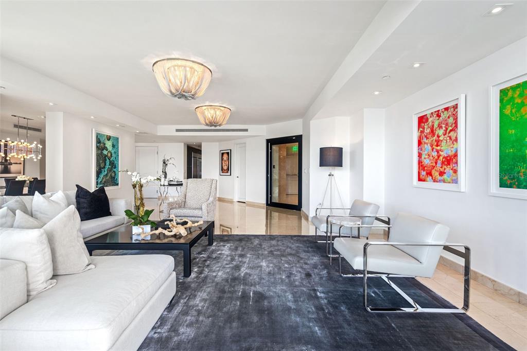 CARIBE PLAZA - Residential