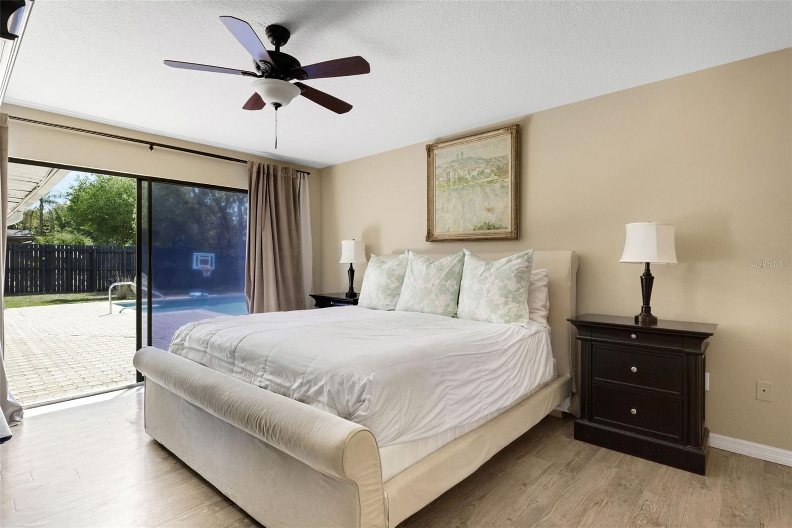 CHRISTINA WOODS PH 06 - Residential