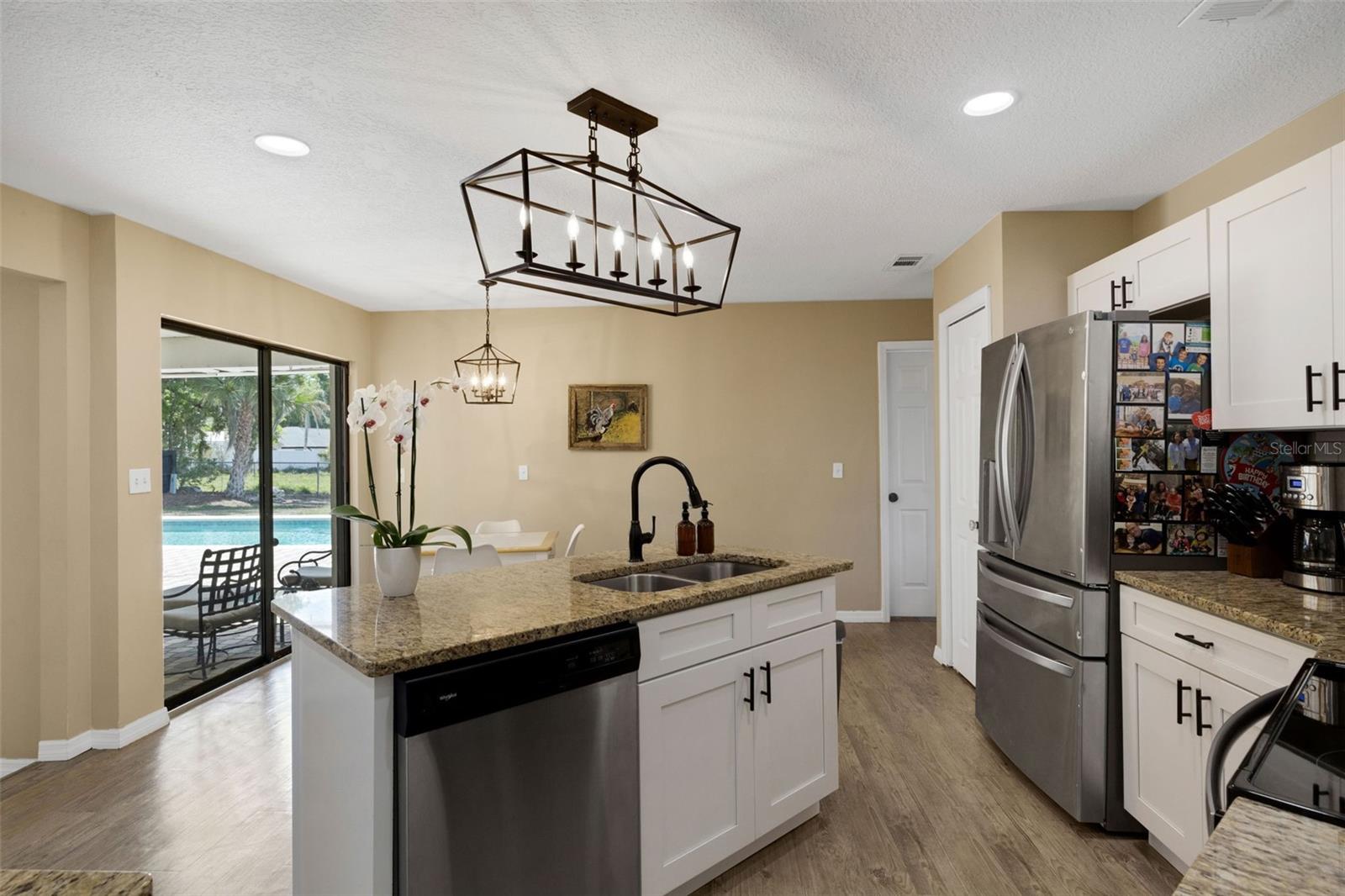 CHRISTINA WOODS PH 06 - Residential