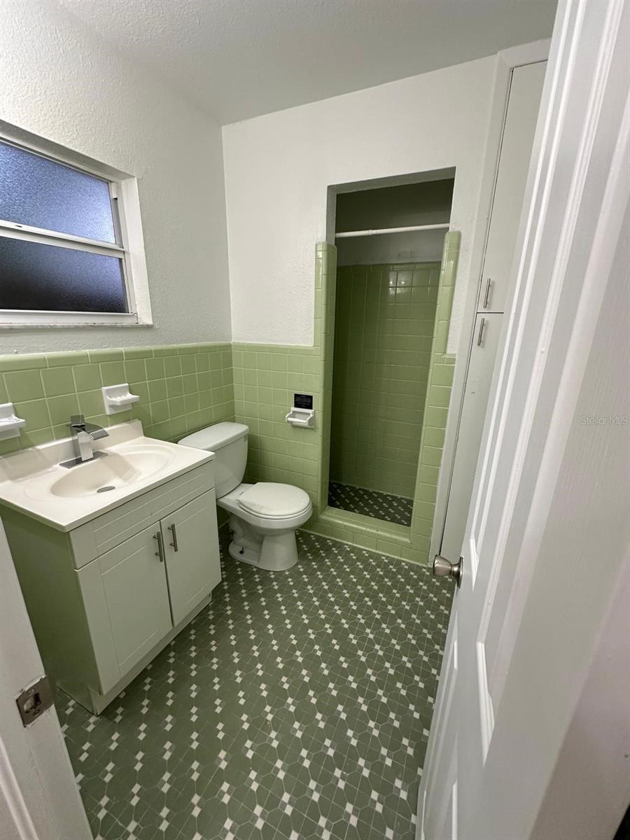 BENJAMINS 3RD SUB - Residential Lease