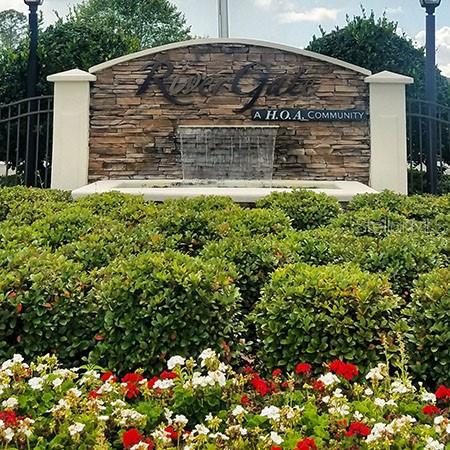 RIVERGATE PH 02 - Residential