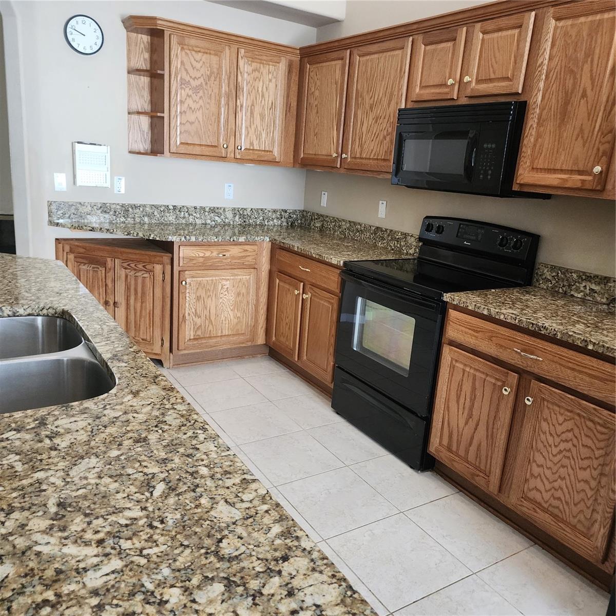 RIVERGATE PH 02 - Residential