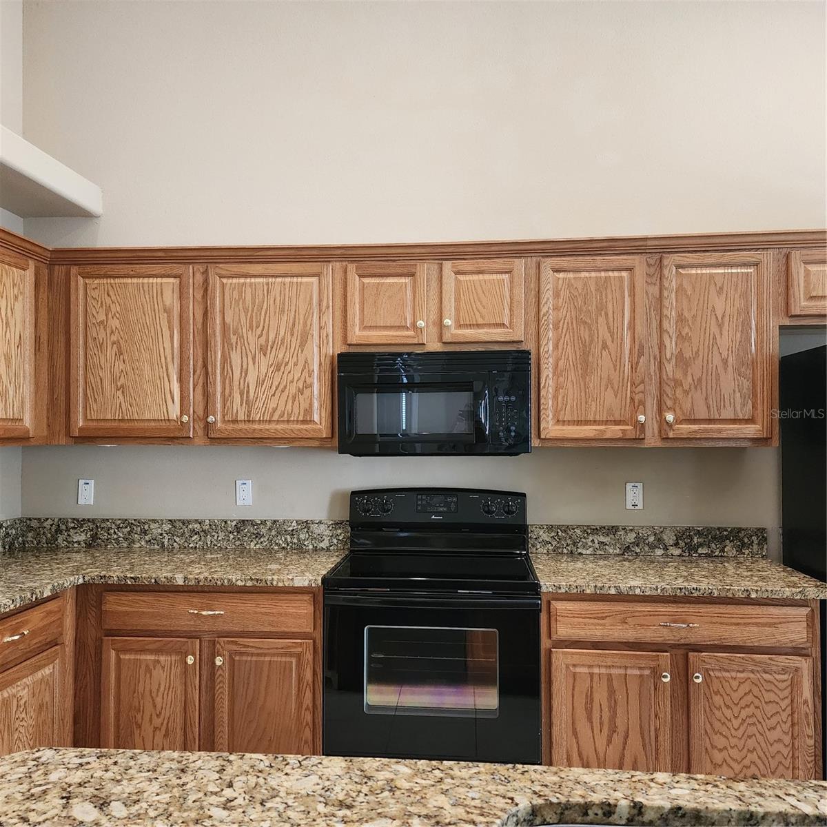 RIVERGATE PH 02 - Residential