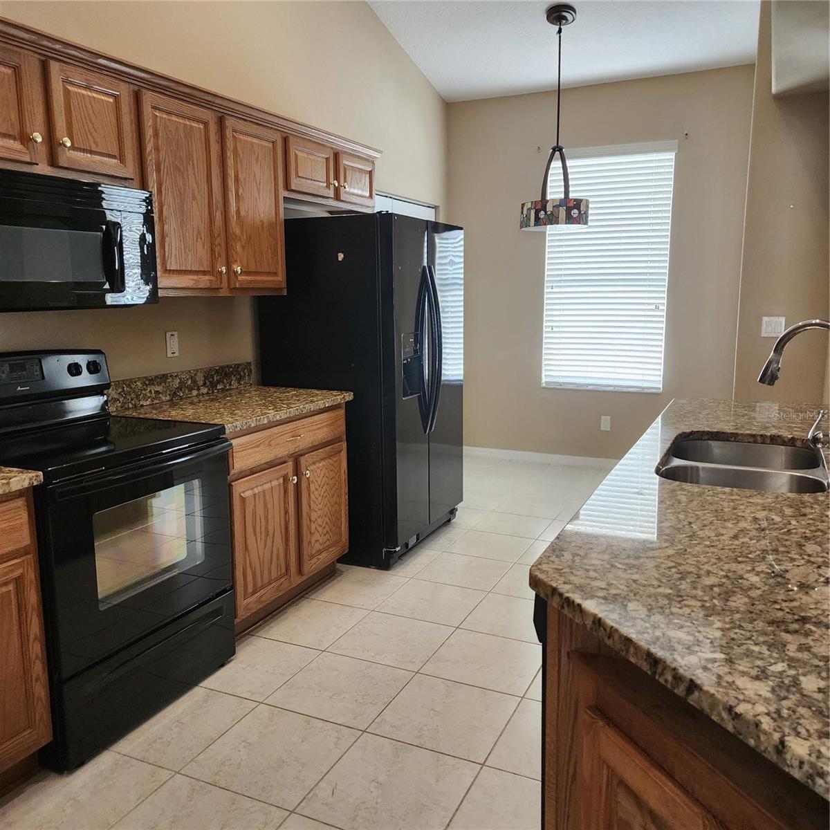 RIVERGATE PH 02 - Residential