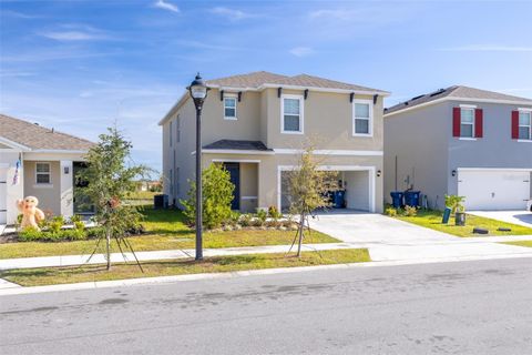 A home in DAVENPORT