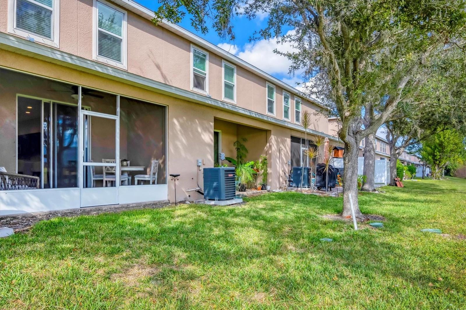 BRADFORD MANOR TWNHMS - Residential