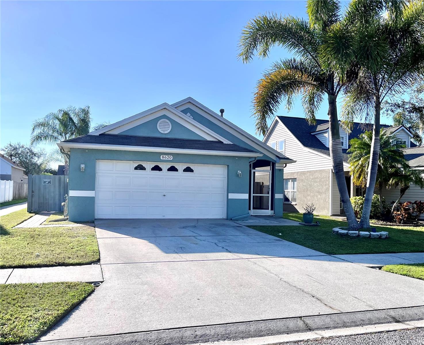 THOUSAND OAKS MULTI FAMILY - Residential