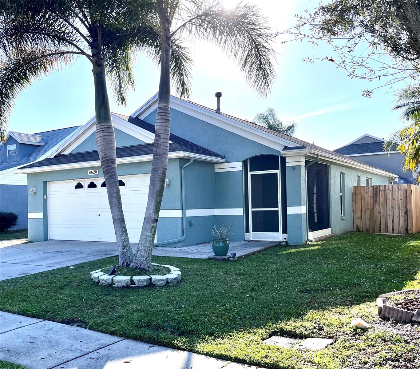 THOUSAND OAKS MULTI FAMILY - Residential