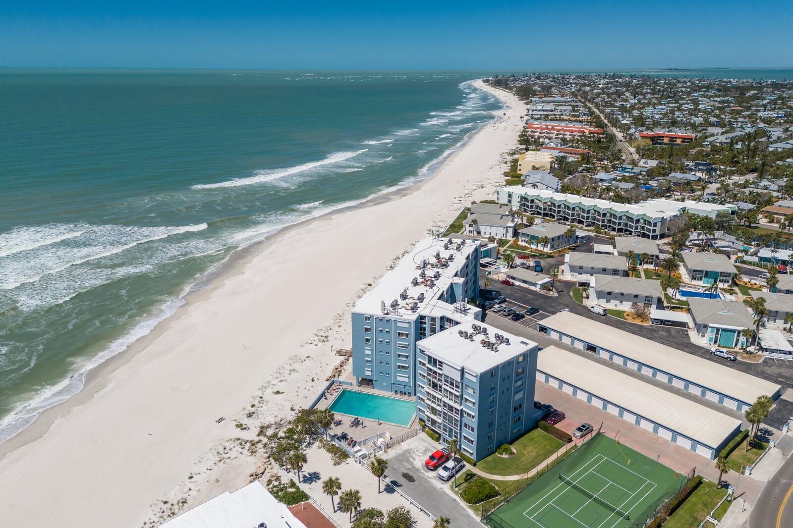 MARTINIQUE APTS NORTH - Residential