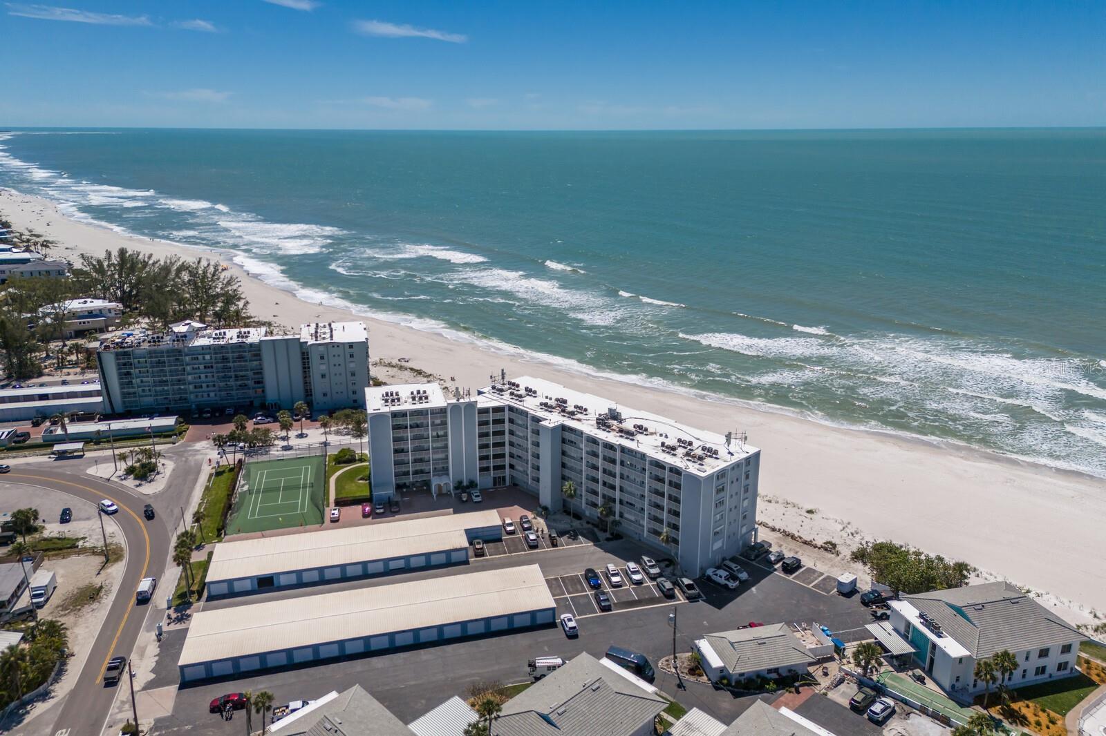 MARTINIQUE APTS NORTH - Residential